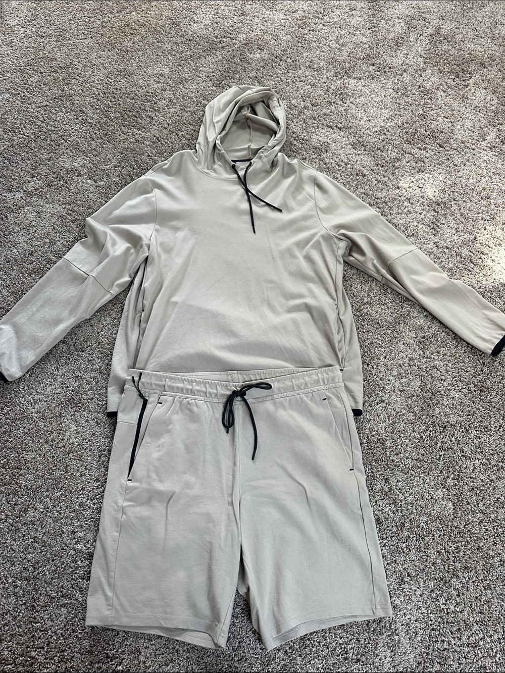 Men's Cream Hooded Sweatshirt & Drawstring Shorts Set